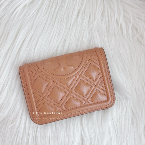 NWT Tory Burch Fleming Medium Slim Quilted Leather Bifold Wallet
